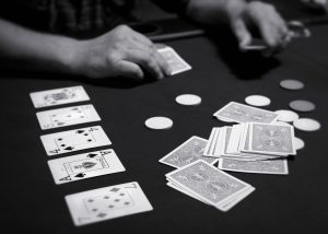 新手入门必学的五大牌型：从翻牌到河牌轻松上手