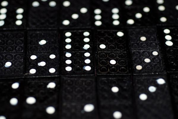 短码翻前全压策略：三个关键技巧让你玩得更稳