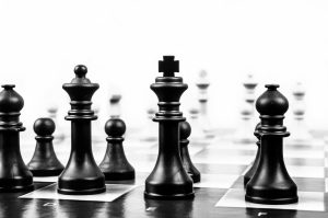 五人桌短码翻前策略怎么打？三个核心技巧让你更稳
